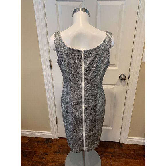 Lafayette 148 New York Navy  Gray Snakeskin Print Shift Dress, Size 10, NWT! - Picture 6 of 9